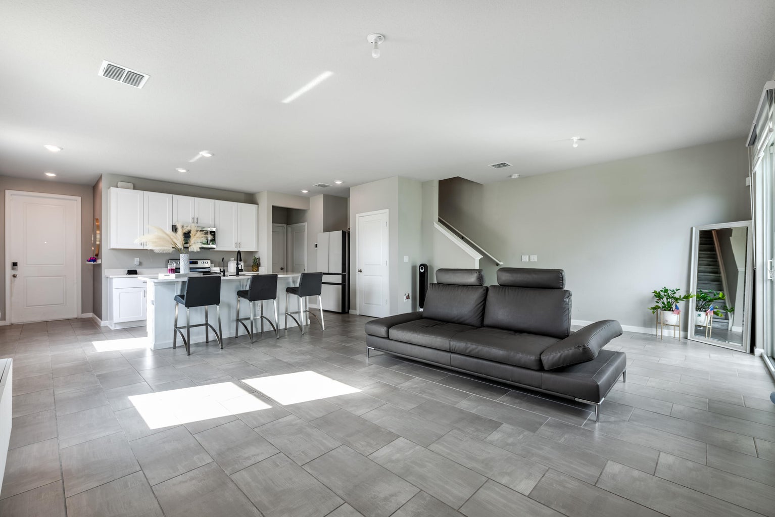 Spectacular Condo